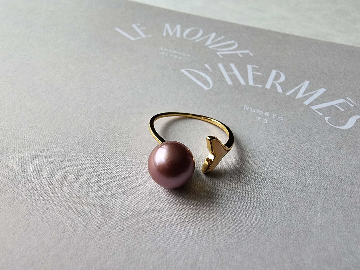 [Ring] Gold Plated Sterling Silver Open Ring with Purple Pearl and Fish Tail Design