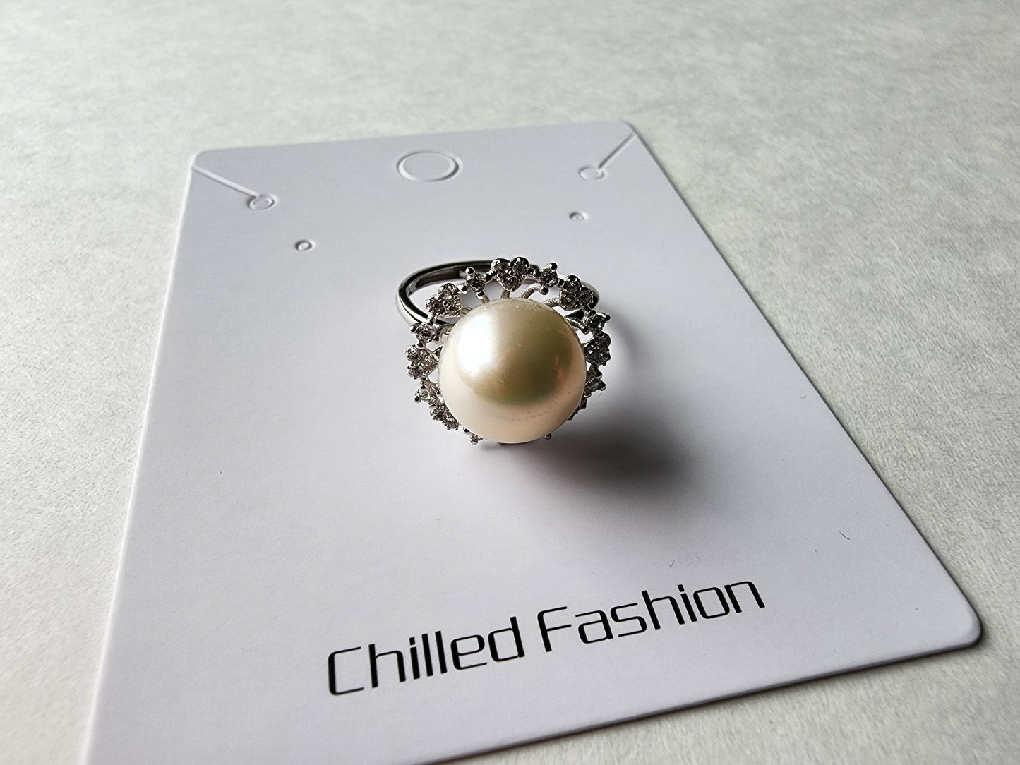 [Ring] Sterling Silver Blossom Ring with Natural Freshwater Pearl (11-12mm) in White or Purple