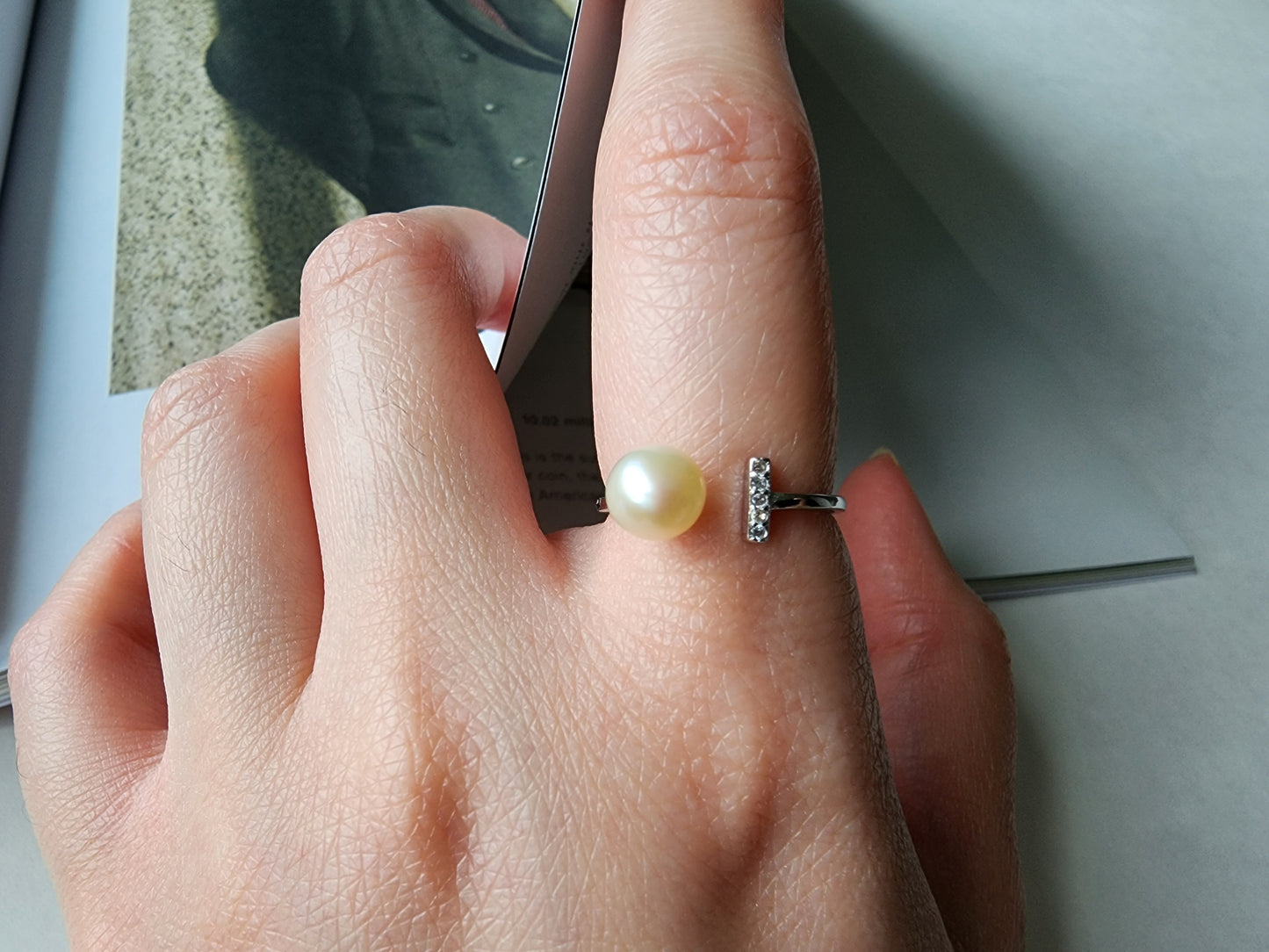 [Ring] Sterling Silver Open Ring with Freshwater Pearl and Zirconia Bar