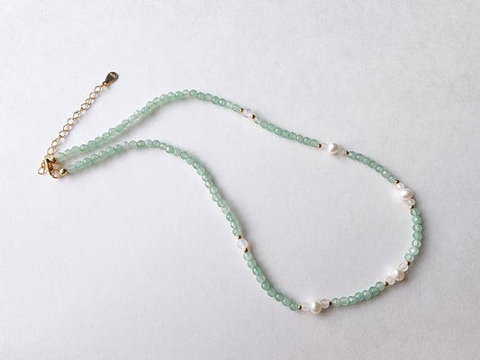 [Necklace] Elegant Green and White Quartz, Freshwater Pearl and Sterling Silver Necklace