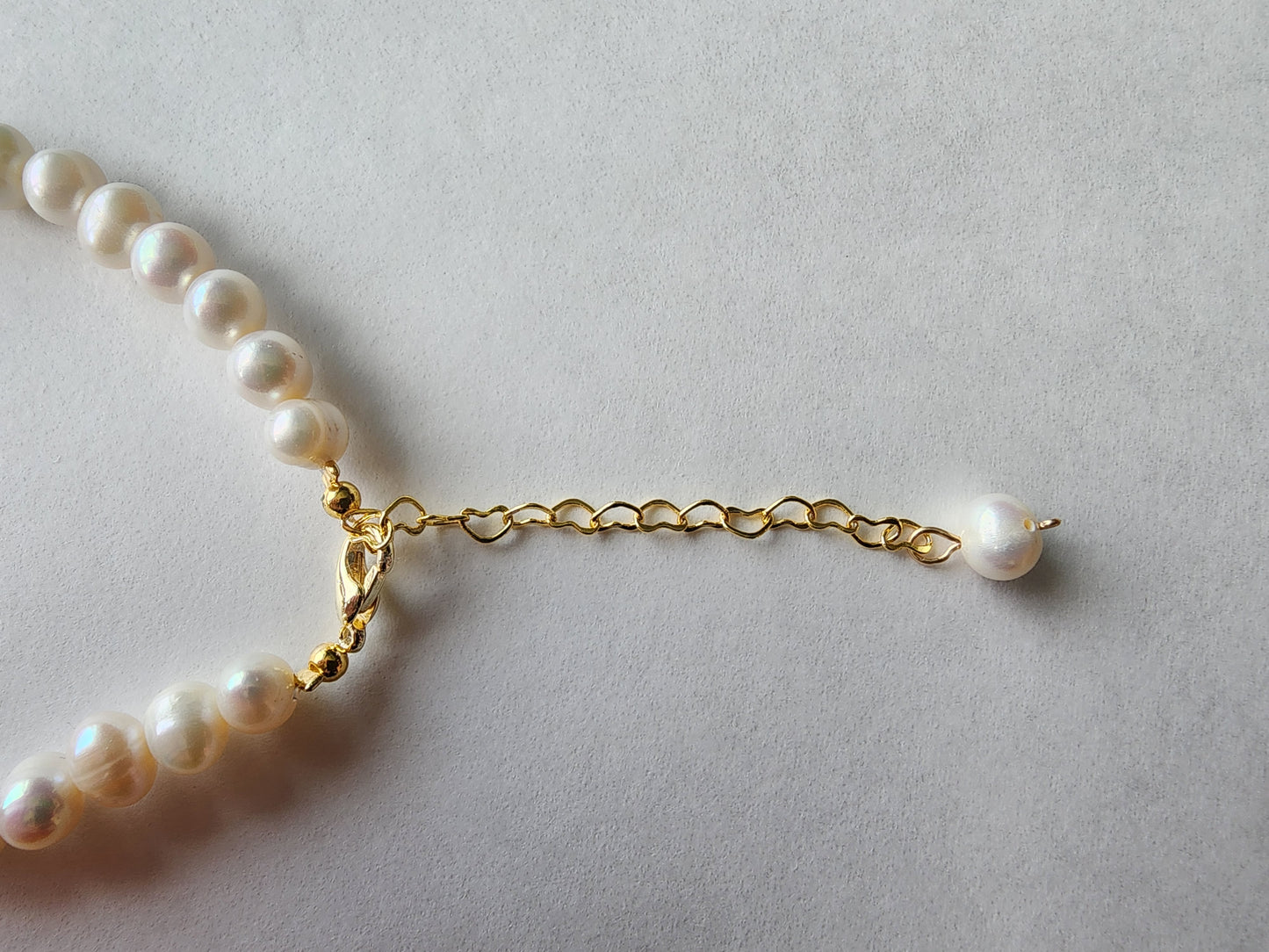 [Bracelet] Gold Foil Baroque Pearl and Freshwater Pearl Bracelet with Gold Plated Brass Accents