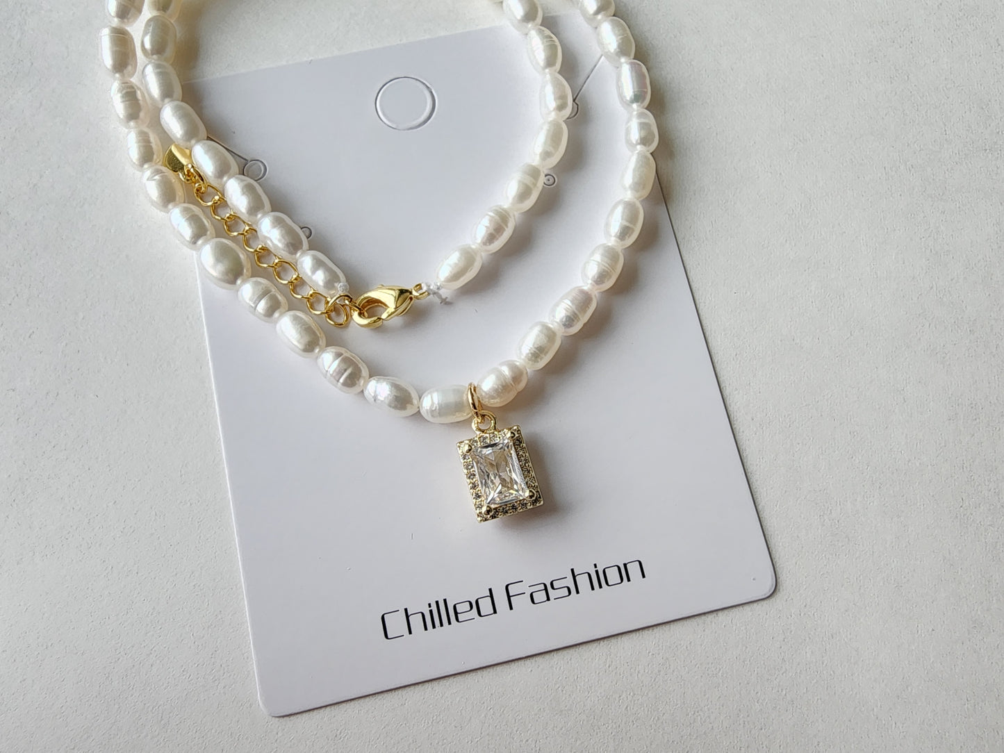 [Necklace] 14K Gold-Filled Millet-Shaped Freshwater Pearl Necklace with Rectangle Zirconia Pendant