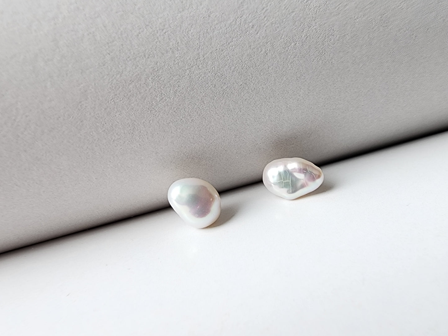 [Earrings] Simple and Elegant 6-8mm Baroque Pearl Stud Earrings with Sterling Silver Post