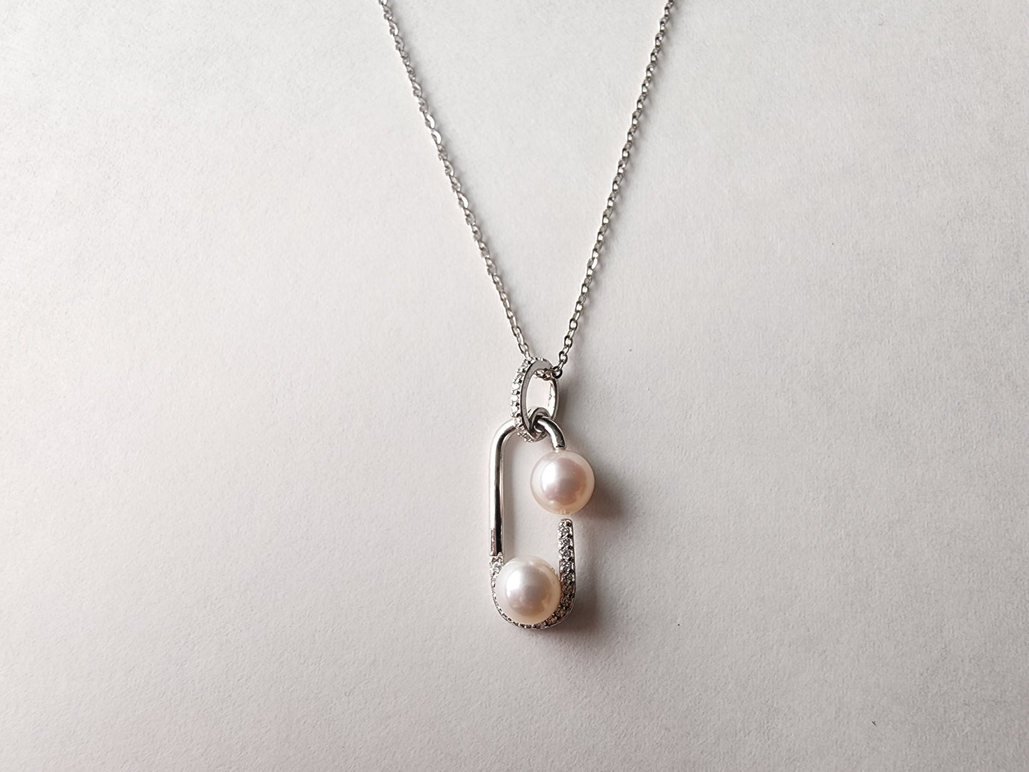 [Necklace] Sterling Silver Paperclip Pendant Necklace with Freshwater Pearls