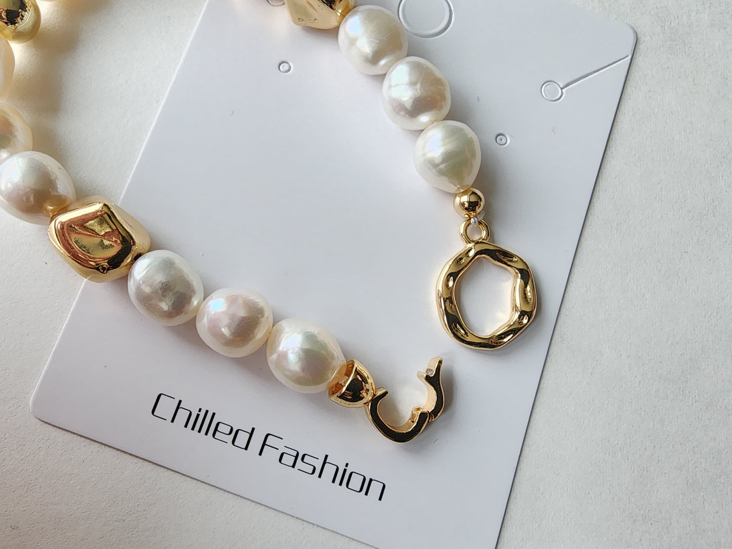 [Bracelet] Gold-Plated Brass Bracelet with Baroque Pearls and Irregular Metal Beads