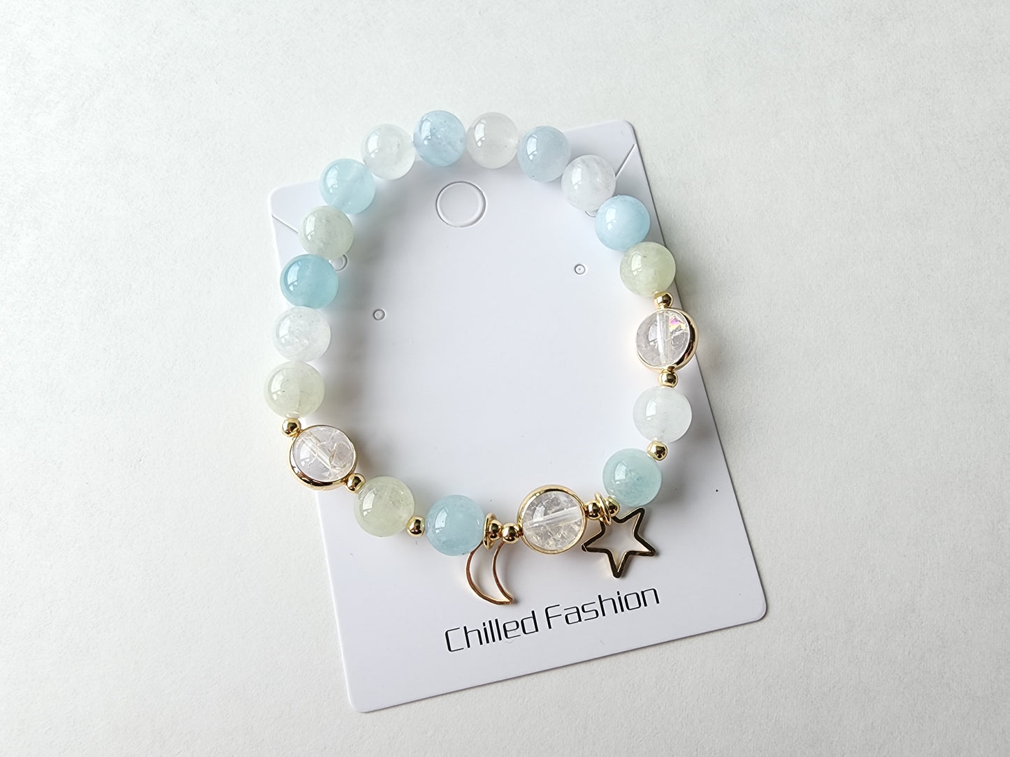 [Bracelet] Aquamarine and Clear Quartz Beaded Bracelet with Gold Plated Brass and Hollow Moon and Star Charm