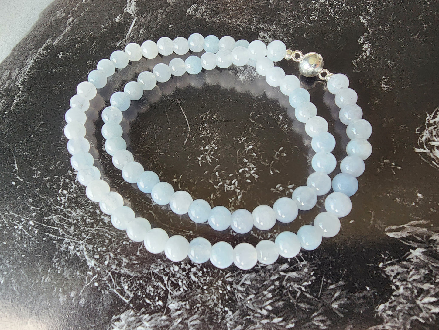 [Necklace] Elegant 6mm Aquamarine Bead Necklace with Sterling Silver Magnetic Closure