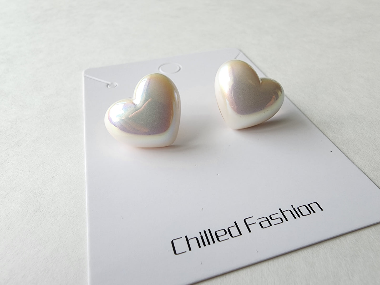 [Earrings] Heart-Shaped Artificial Mabe Pearl Earrings in Sterling Silver - Available in Large and Small Sizes