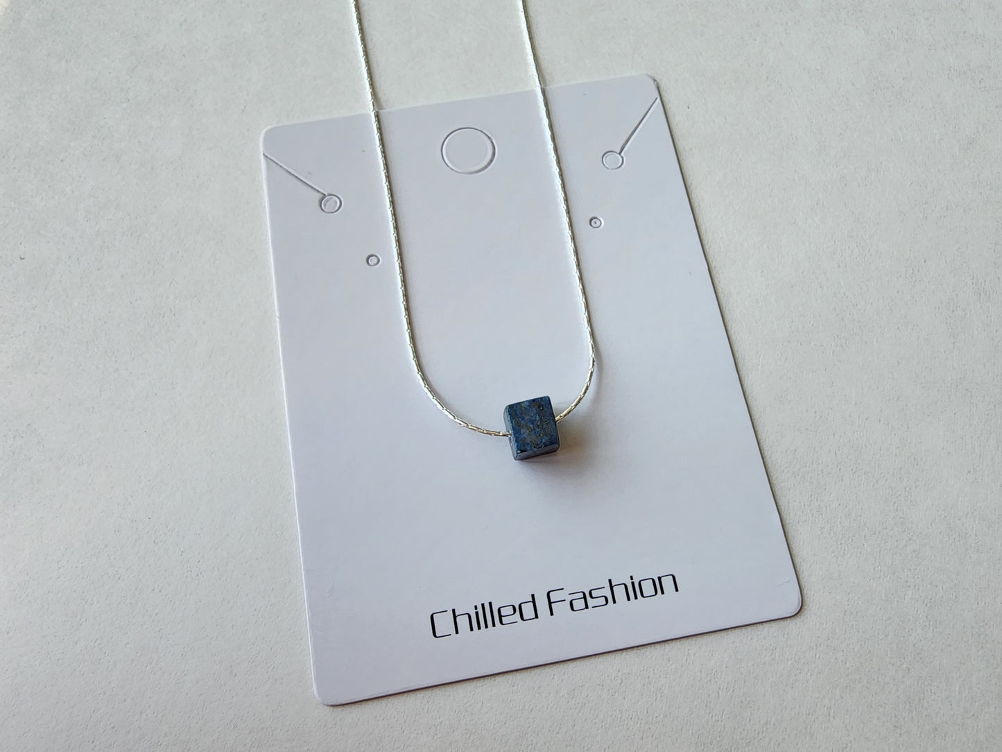 [Necklace] Sterling Silver Cube Necklace with Choice of Light Yellow, Green, or Blue Stone