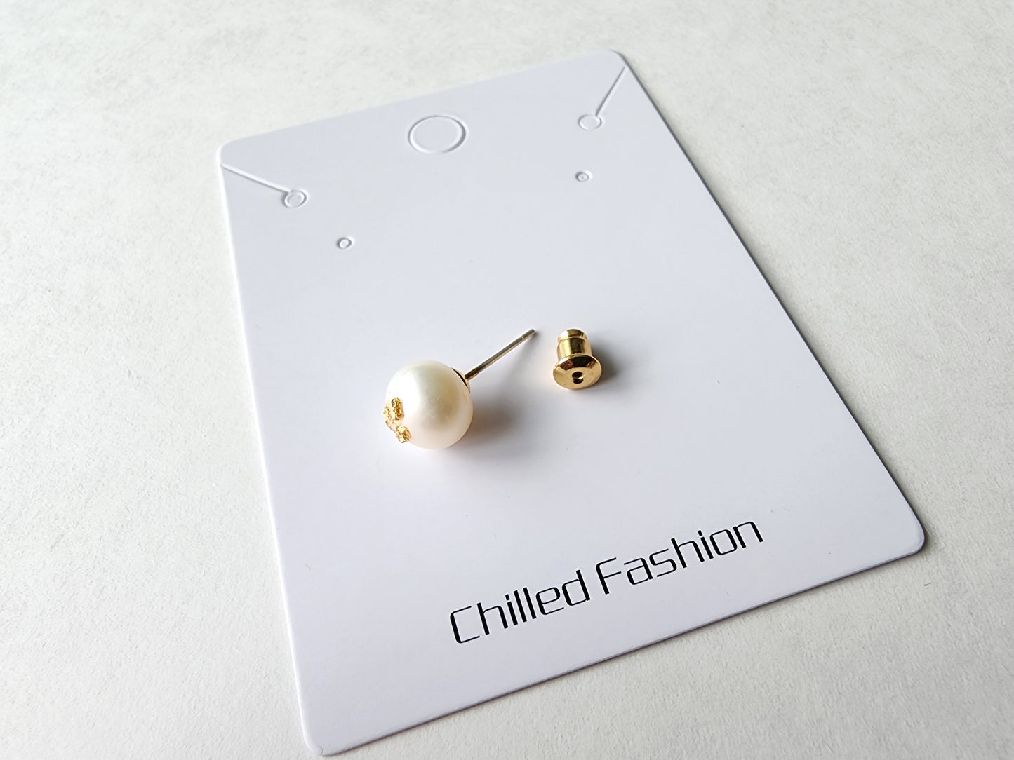 [Earrings] Elegant 8mm Freshwater Pearl Stud Earrings with Gold Foil and Sterling Silver Posts