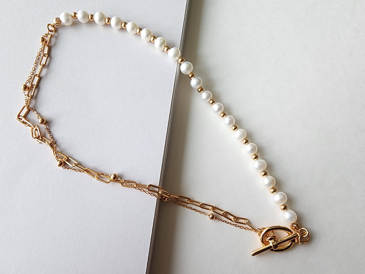 [Necklace] Half Freshwater Pearl and Half Double-layered Sterling Silver Necklace