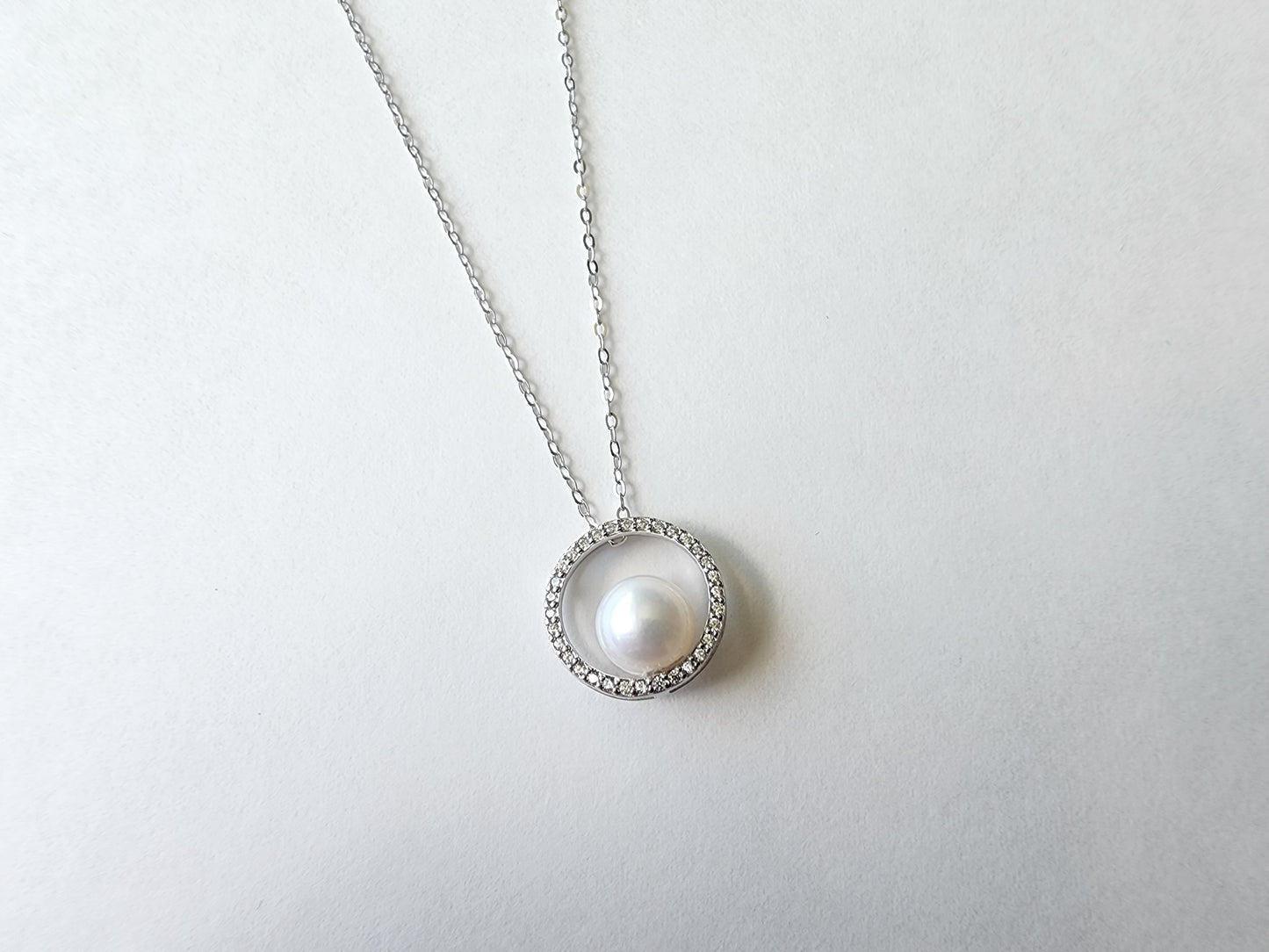 [Necklace] Exquisite Sterling Silver Necklace with 7.5-8mm Freshwater Pearl Pendant - A Touch of Elegance for Every Occasion