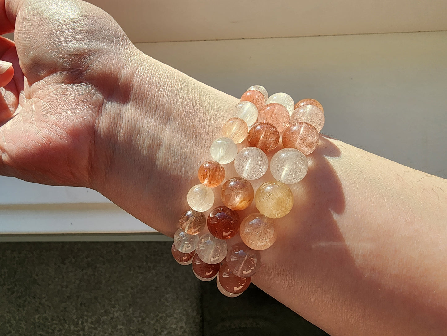 [Bracelet] Radiant Rabbit Hair Quartz 兔毛: A Symphony of Sunlit Strands