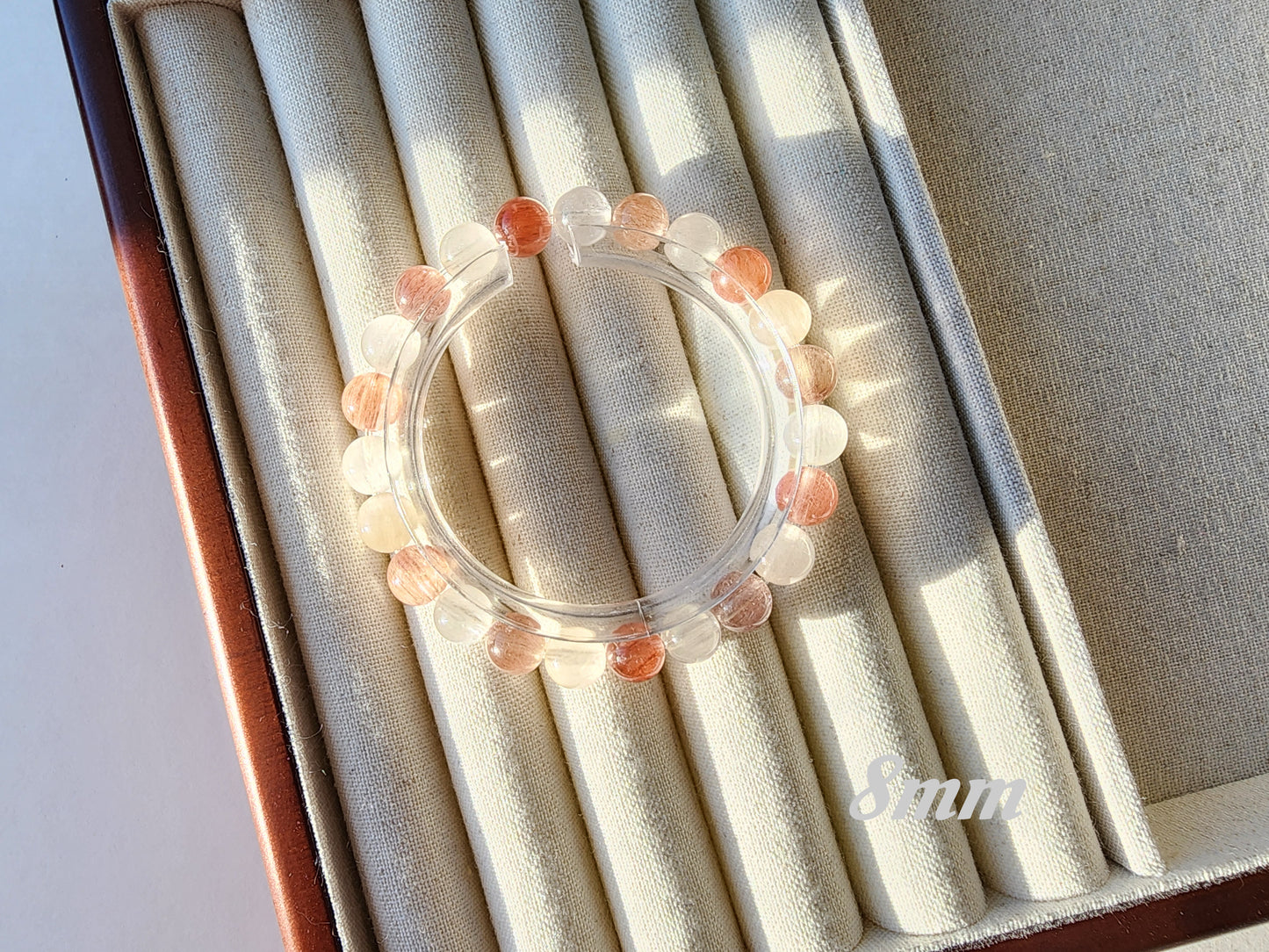 [Bracelet] Radiant Rabbit Hair Quartz 兔毛: A Symphony of Sunlit Strands