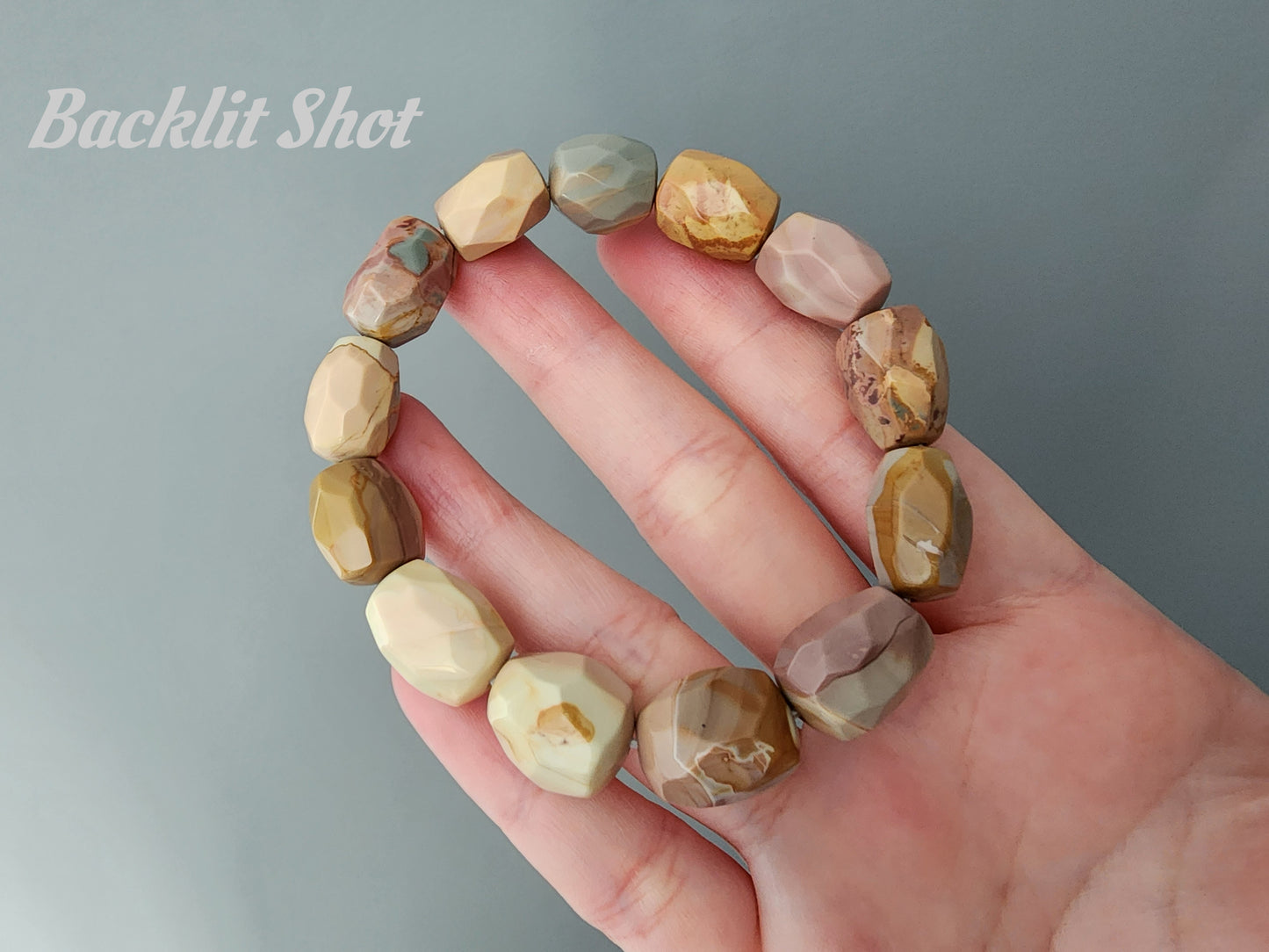 [Bracelet] Handcrafted Alashan Agate Bracelet - Earthy Elegance for Everyday Wear