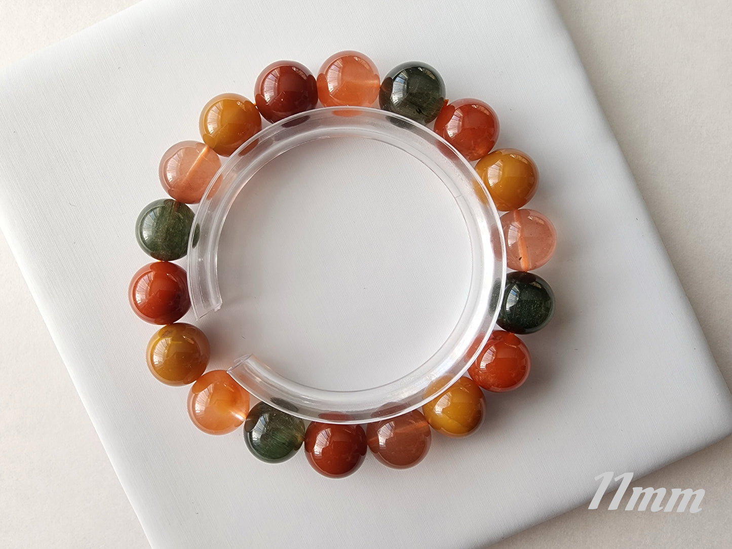 [Bracelet] Colorful Rabbit Hair Quartz Bracelet - A Radiant Trio of Happiness, Prosperity, and Longevity 福禄寿兔毛