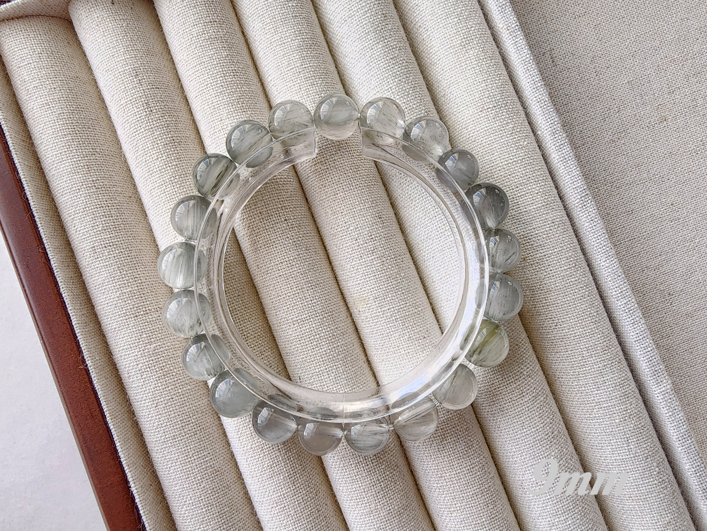 [Bracelet] Chic Gray-Blue Rabbit Hair Quartz 灰蓝兔毛 Bracelets - Elegant Round Beads for Stylish Comfort