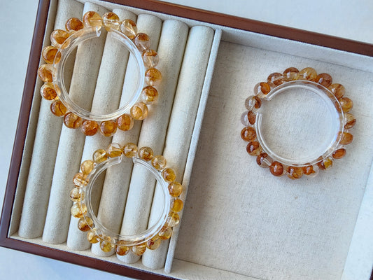 [Bracelet] Golden Healer Hematoid Quartz 蜜蜡胶花 Bracelet