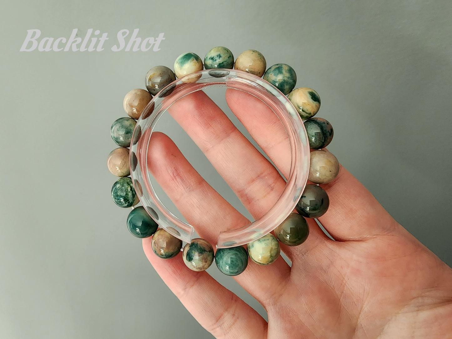 [Bracelet] Elegant 10mm Alashan Agate Beaded Bracelet - A Touch of Nature’s Beauty