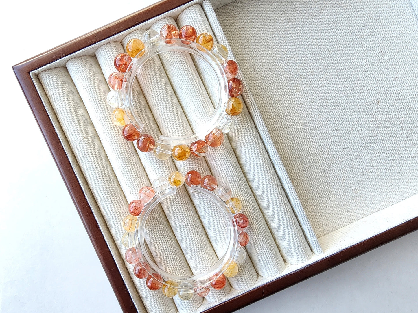 [Bracelet] Harmony in Red and Gold: Hematoid Quartz 锦鲤色胶花 Round Bead Bracelet