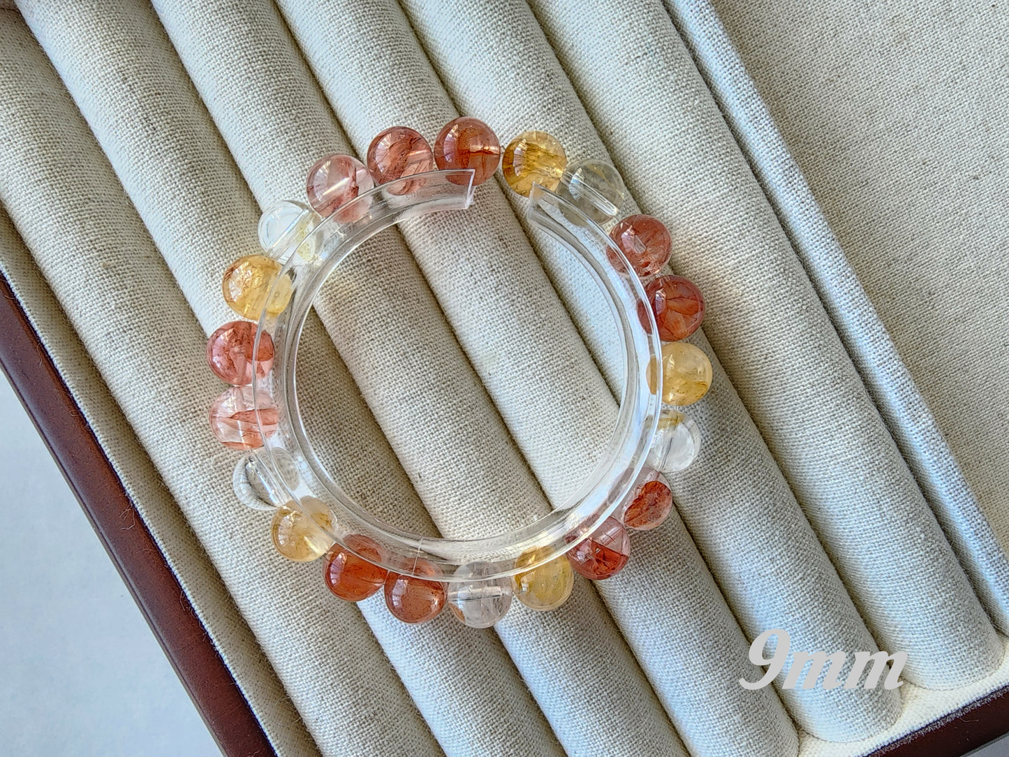 [Bracelet] Harmony in Red and Gold: Hematoid Quartz 锦鲤色胶花 Round Bead Bracelet