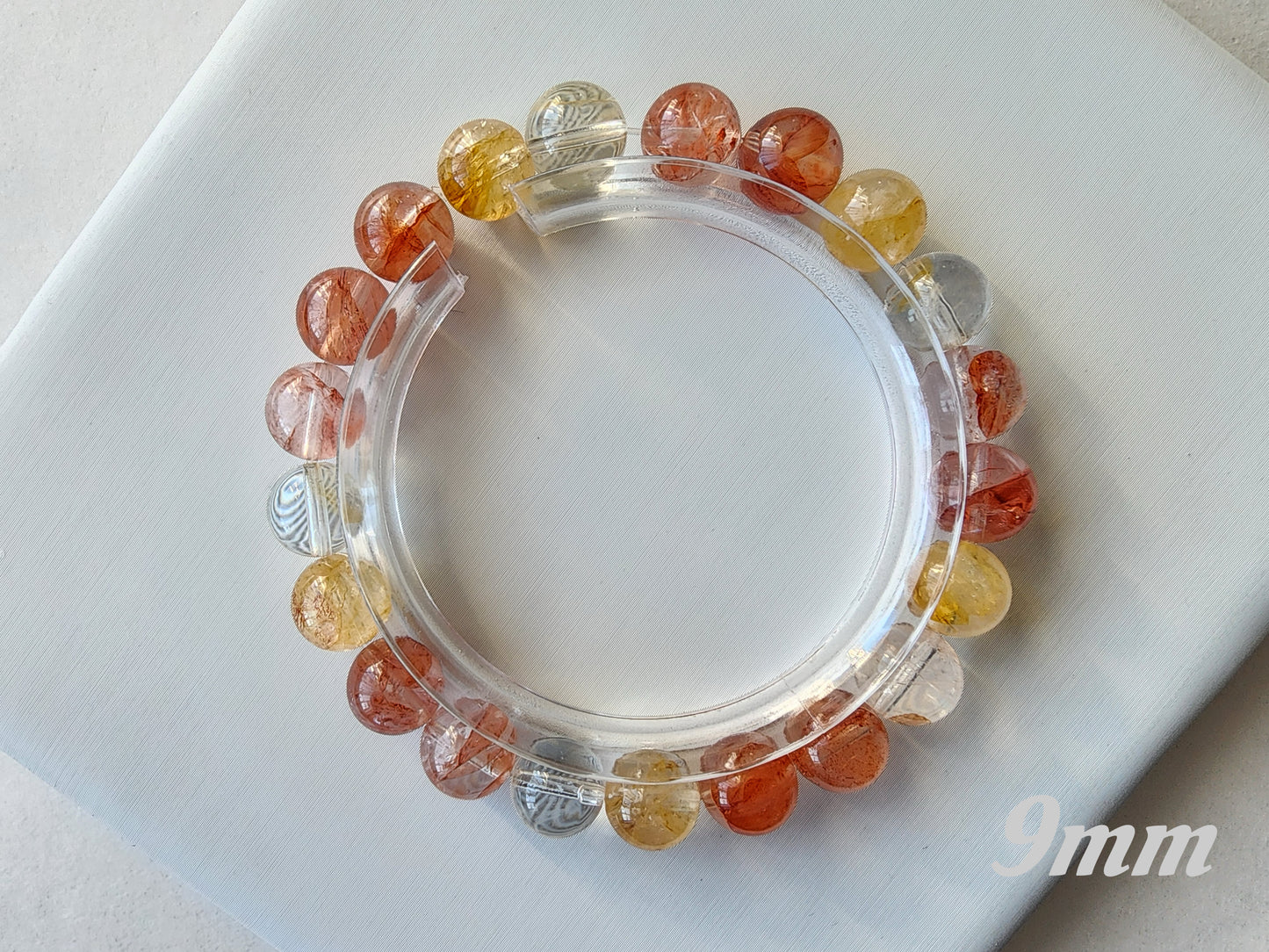 [Bracelet] Harmony in Red and Gold: Hematoid Quartz 锦鲤色胶花 Round Bead Bracelet