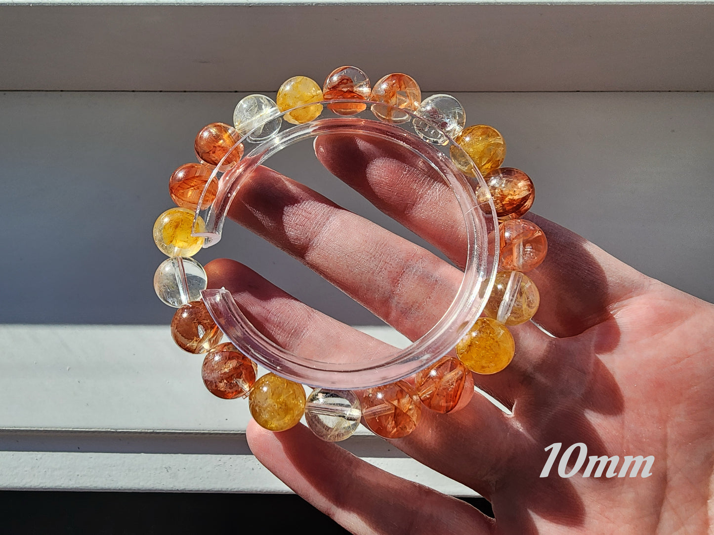 [Bracelet] Harmony in Red and Gold: Hematoid Quartz 锦鲤色胶花 Round Bead Bracelet