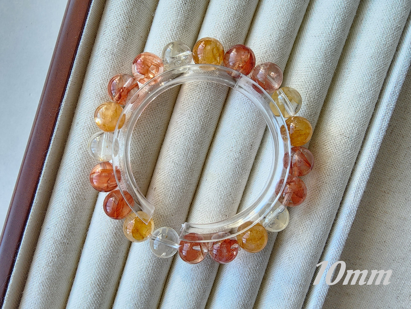 [Bracelet] Harmony in Red and Gold: Hematoid Quartz 锦鲤色胶花 Round Bead Bracelet