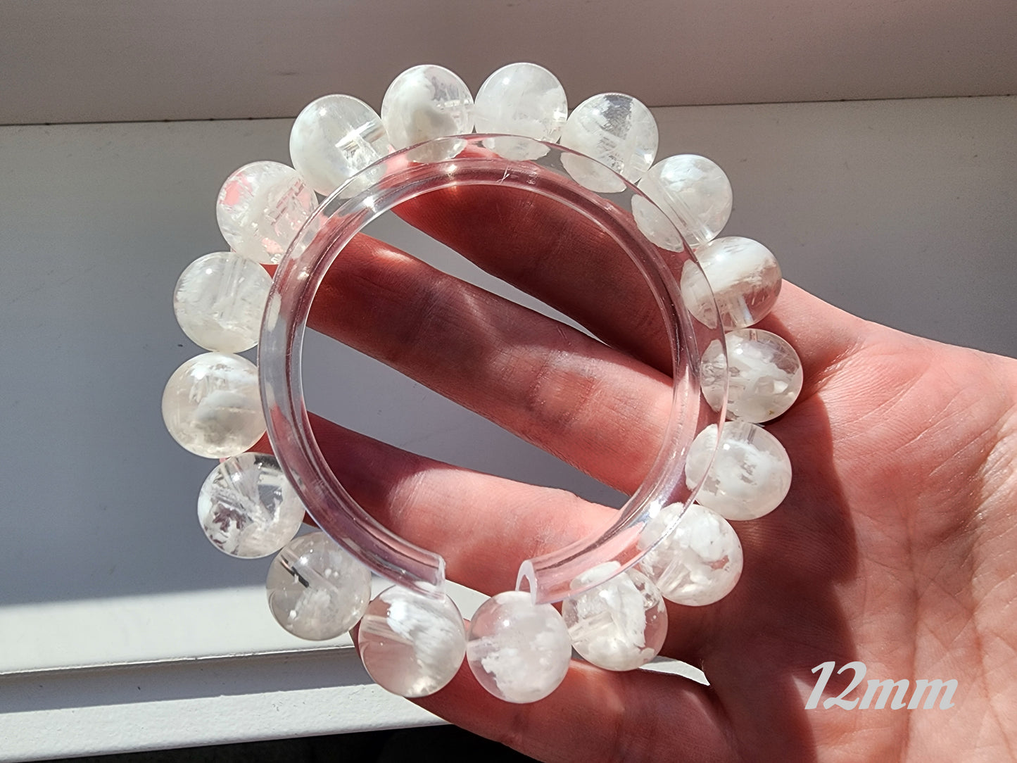 [Bracelet] Your Inner Snowstorm: Calming Round Bead Snowflake Quartz Bracelet