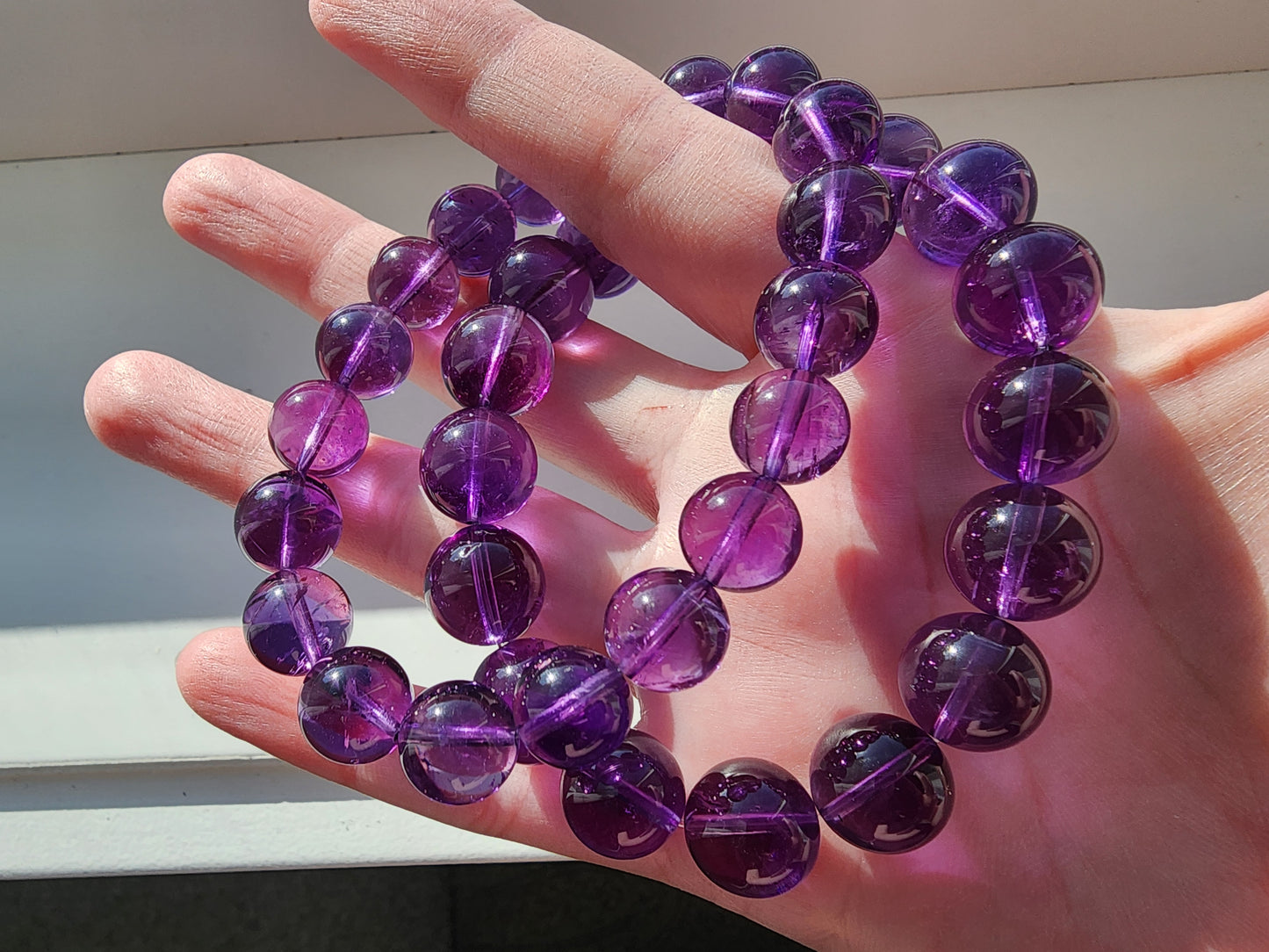 [Bracelet] Embrace the Deep Purple: Genuine Uruguayan Amethyst Bracelet