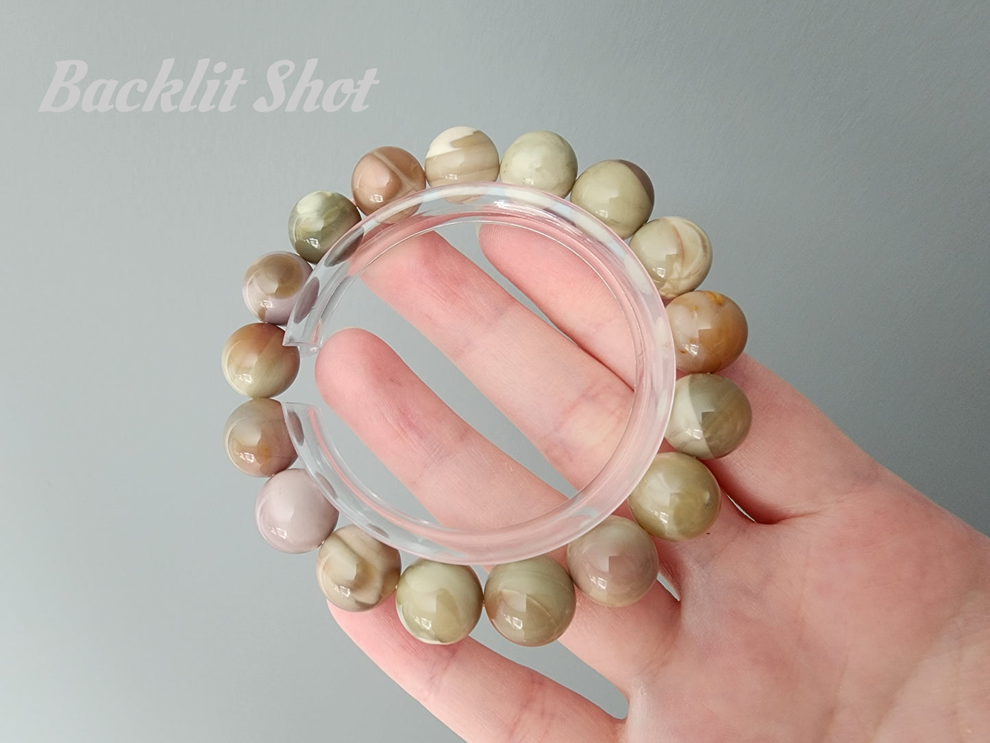 [Bracelet] Radiant Alashan Agate: Handcrafted 12mm Beaded Bracelet