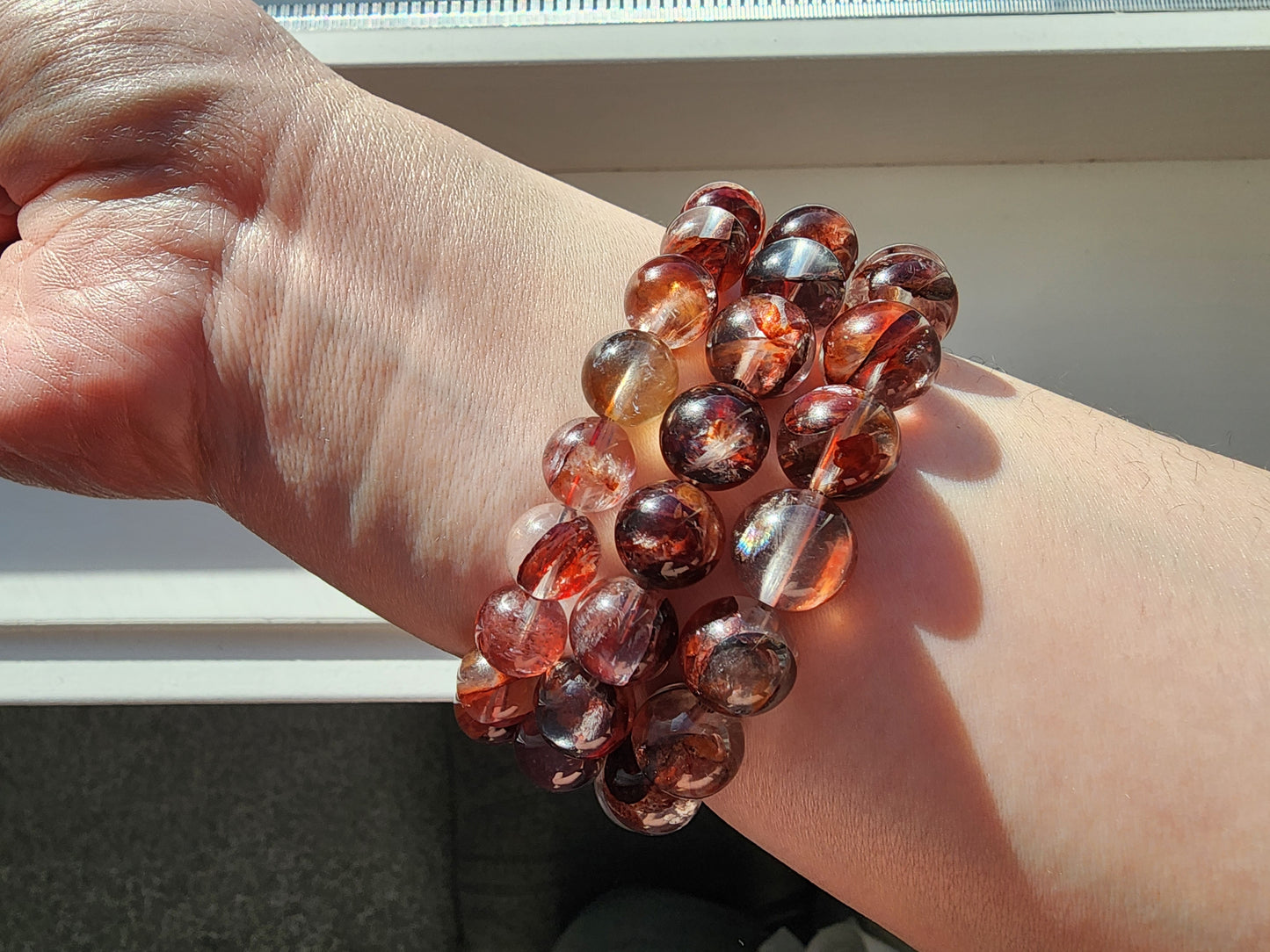 [Bracelet] Oxblood Red Hematoid Quartz 牛血红胶花 Beaded Bracelet