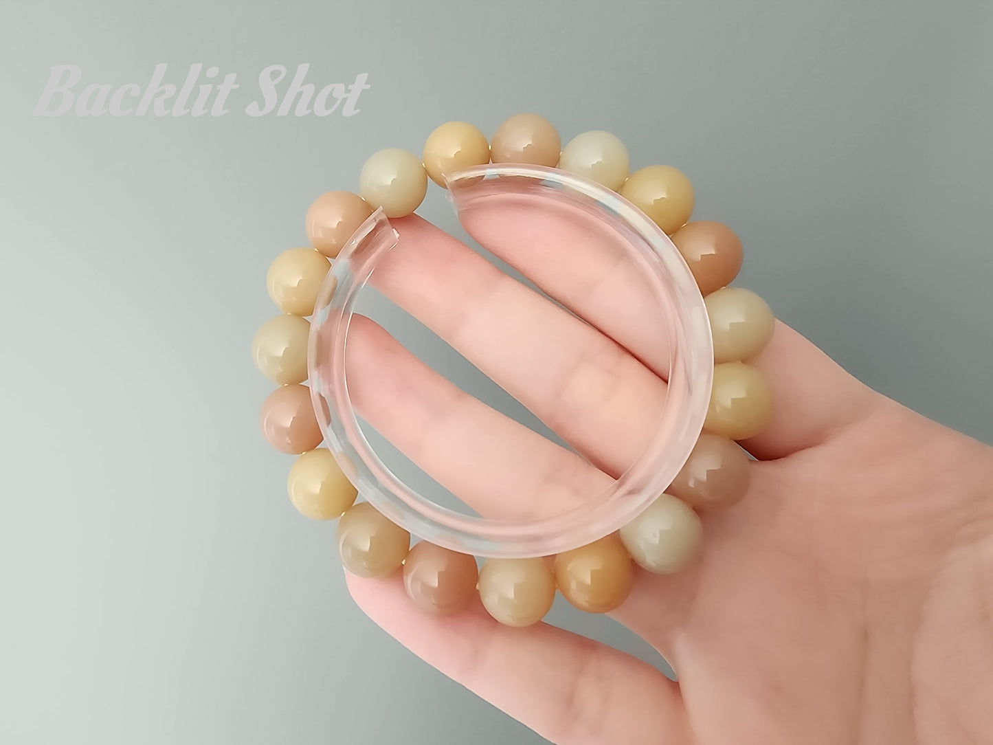 [Bracelet] Elegant 10mm Alashan Agate Beaded Bracelet - Perfect for Every Occasion