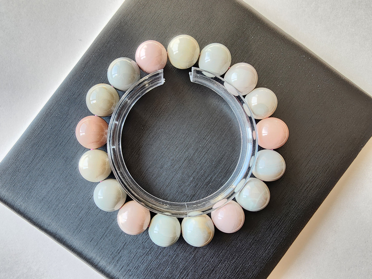 [Bracelet] Pastel Paradise: 12mm Alashan Beaded Bracelet