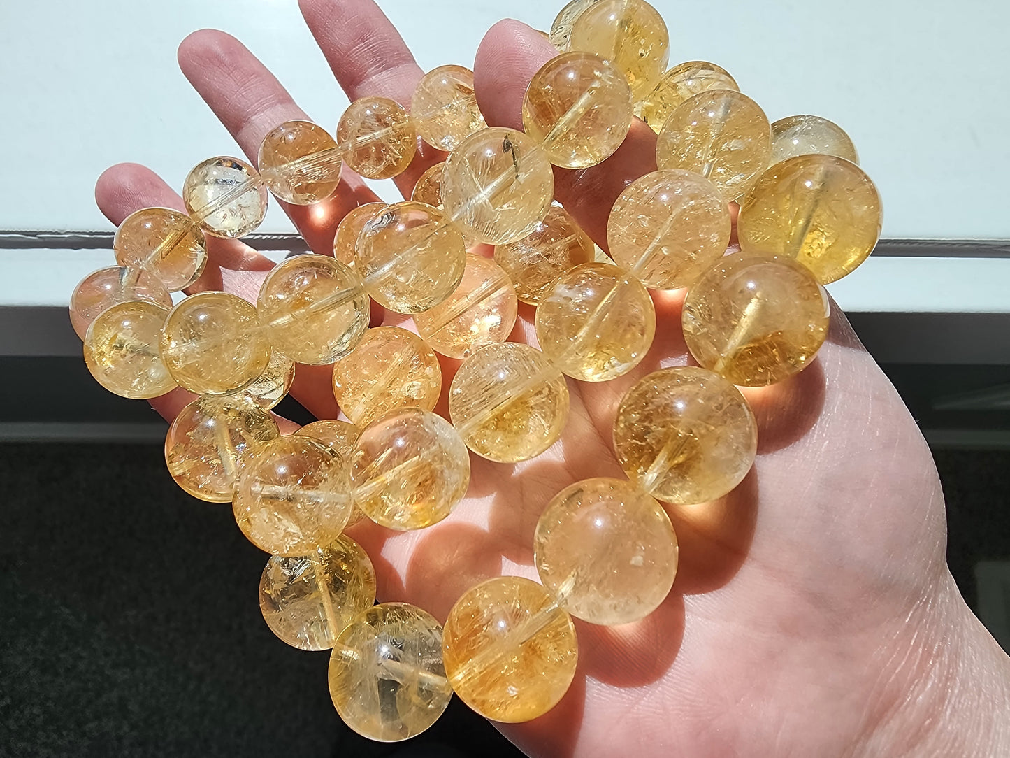 [Bracelet] Sparkling Citrine Bracelet: A Touch of Sunshine for Your Wrist