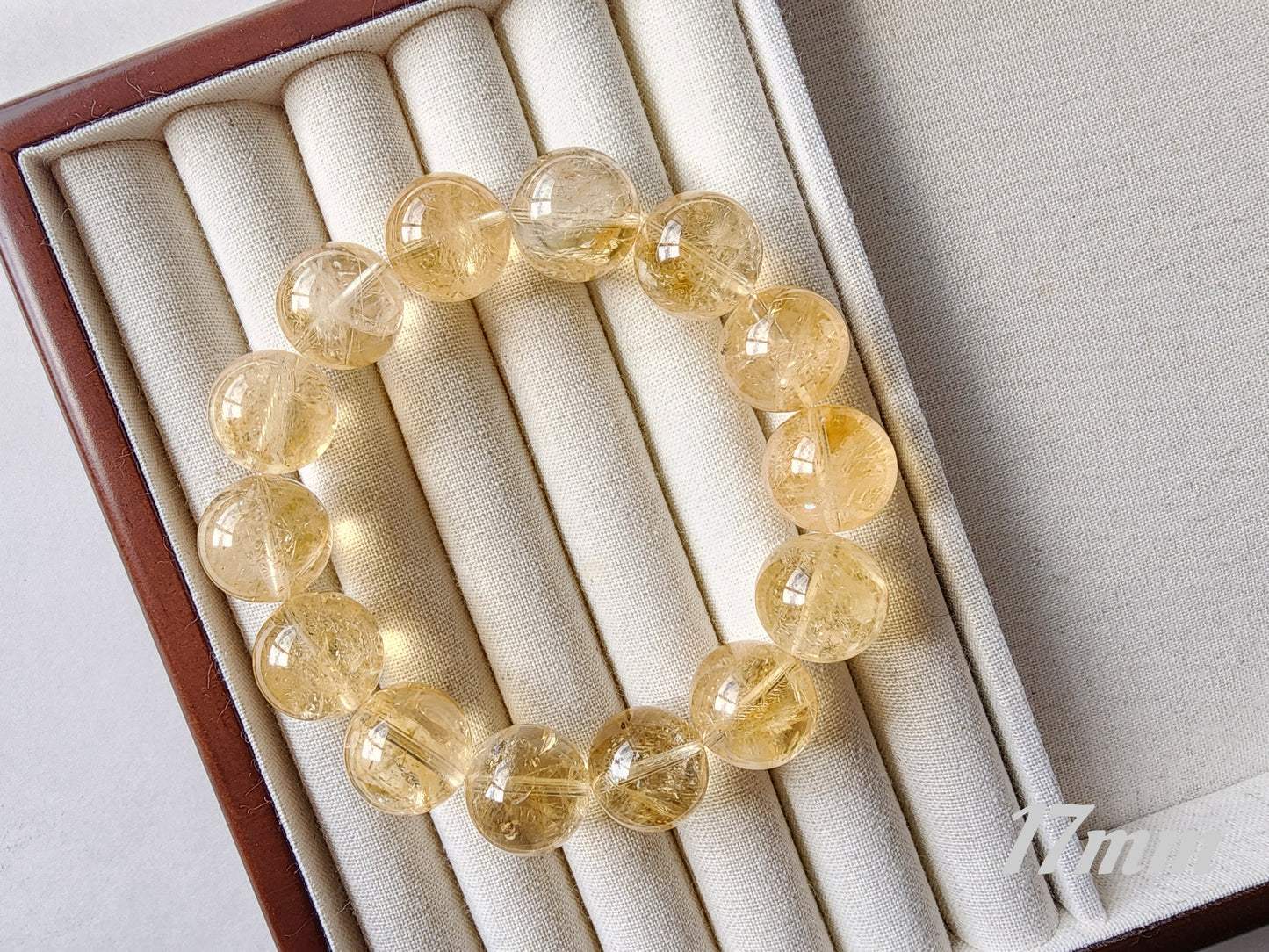 [Bracelet] Sparkling Citrine Bracelet: A Touch of Sunshine for Your Wrist