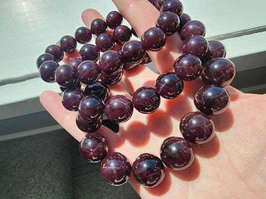 [Bracelet] Stunning Deep Purple Star Garnet 星光石榴石 Bracelet