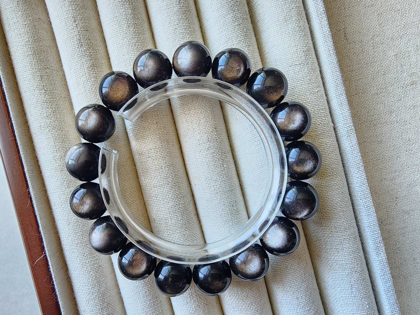 [Bracelet] Unleash Your Inner Strength: 12mm Silver Obsidian 银耀石 Bracelet