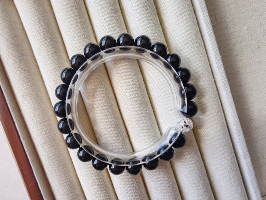 [Bracelet] 8mm Obsidian Elegance: A Touch of Mystique and Strength