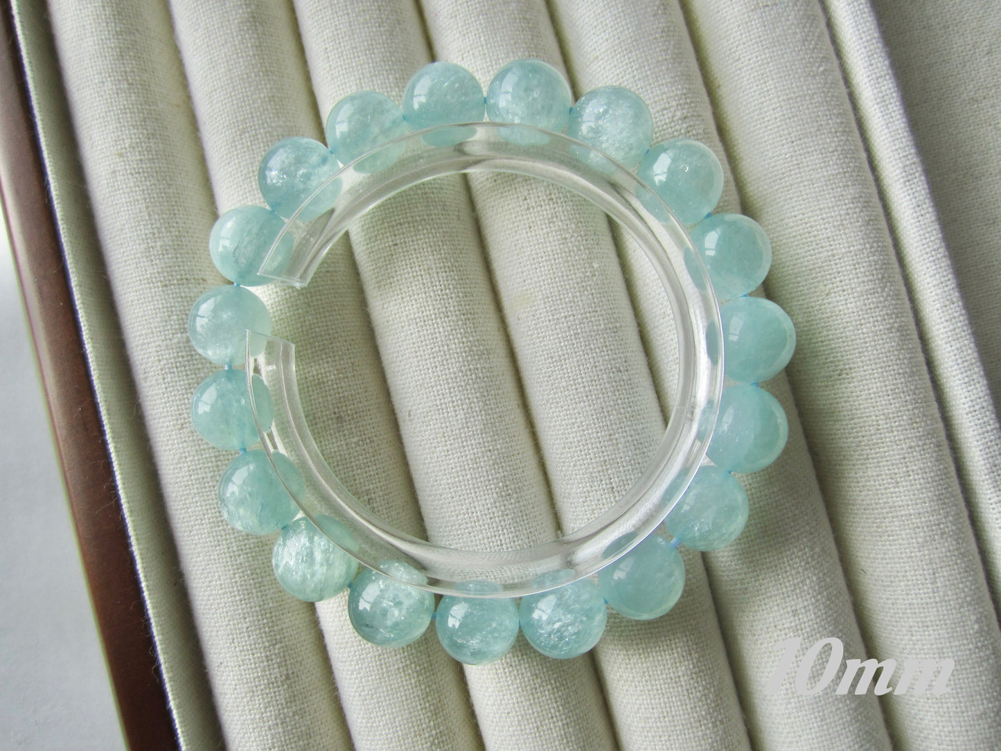 [Bracelet] A Touch of Tranquility: Blue-Green Lepidolite 蓝绿祖母晶 Bracelet