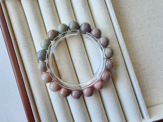 [Bracelet] Exquisite 11mm Alashan Agate Bracelet - A Touch of Elegance and Tranquility