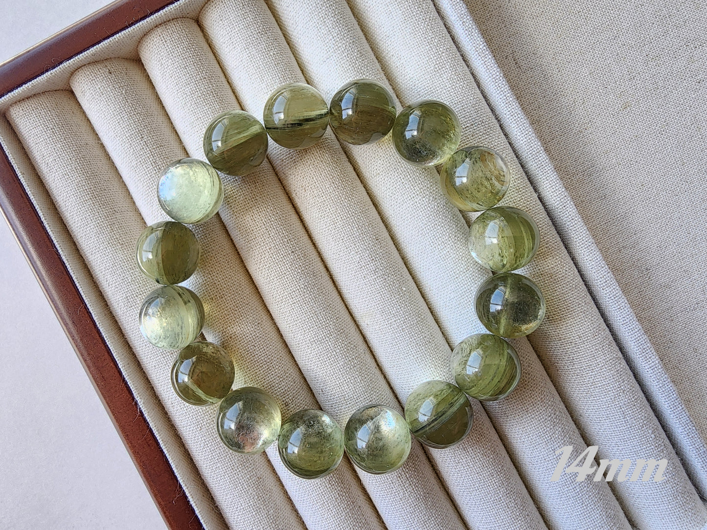 [Bracelet] Elegant Harmony: Handcrafted Green Lithium Mica 绿锂云母 Bead Bracelet