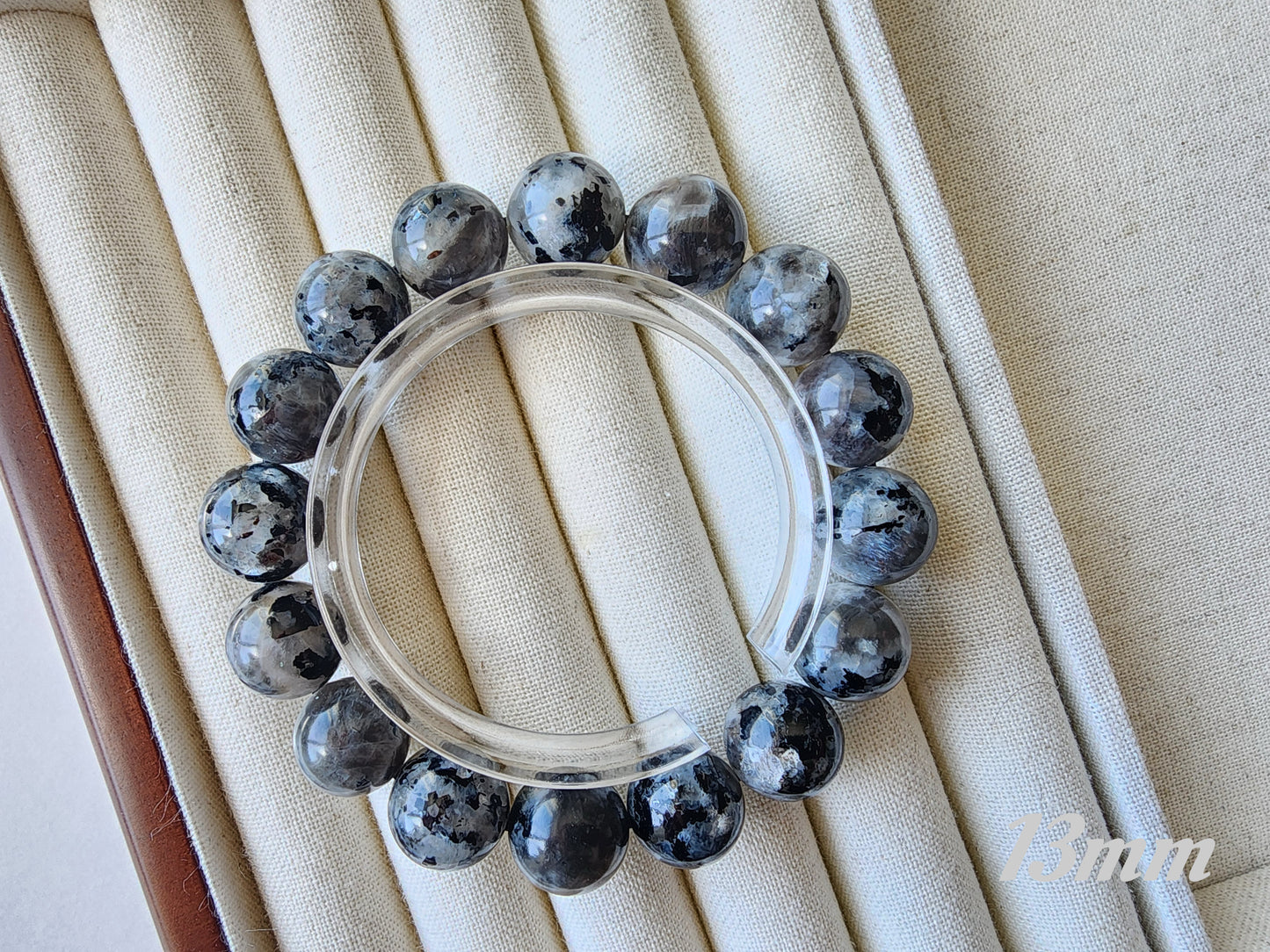 [Bracelet] Skeletal Quartz 星辉骨干 & Black Tourmaline Symbiosis Bracelets