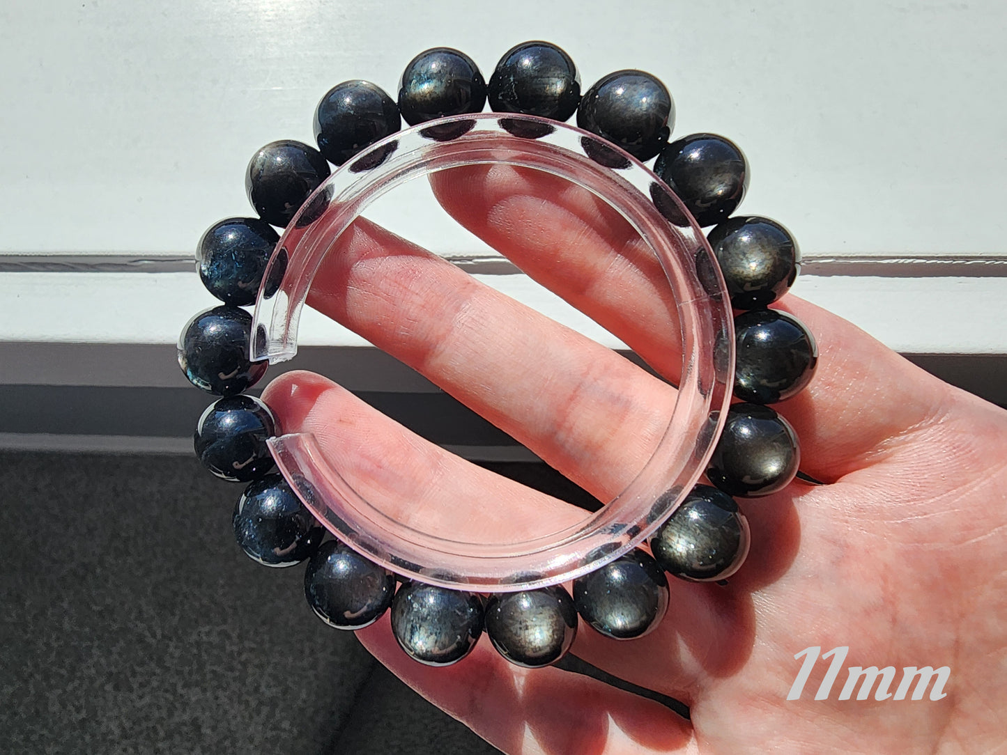 [Bracelet] Exquisite Black Burst Flash Aquamarine 黑爆闪海蓝宝 Bracelet: A Touch of Elegance and Mystery