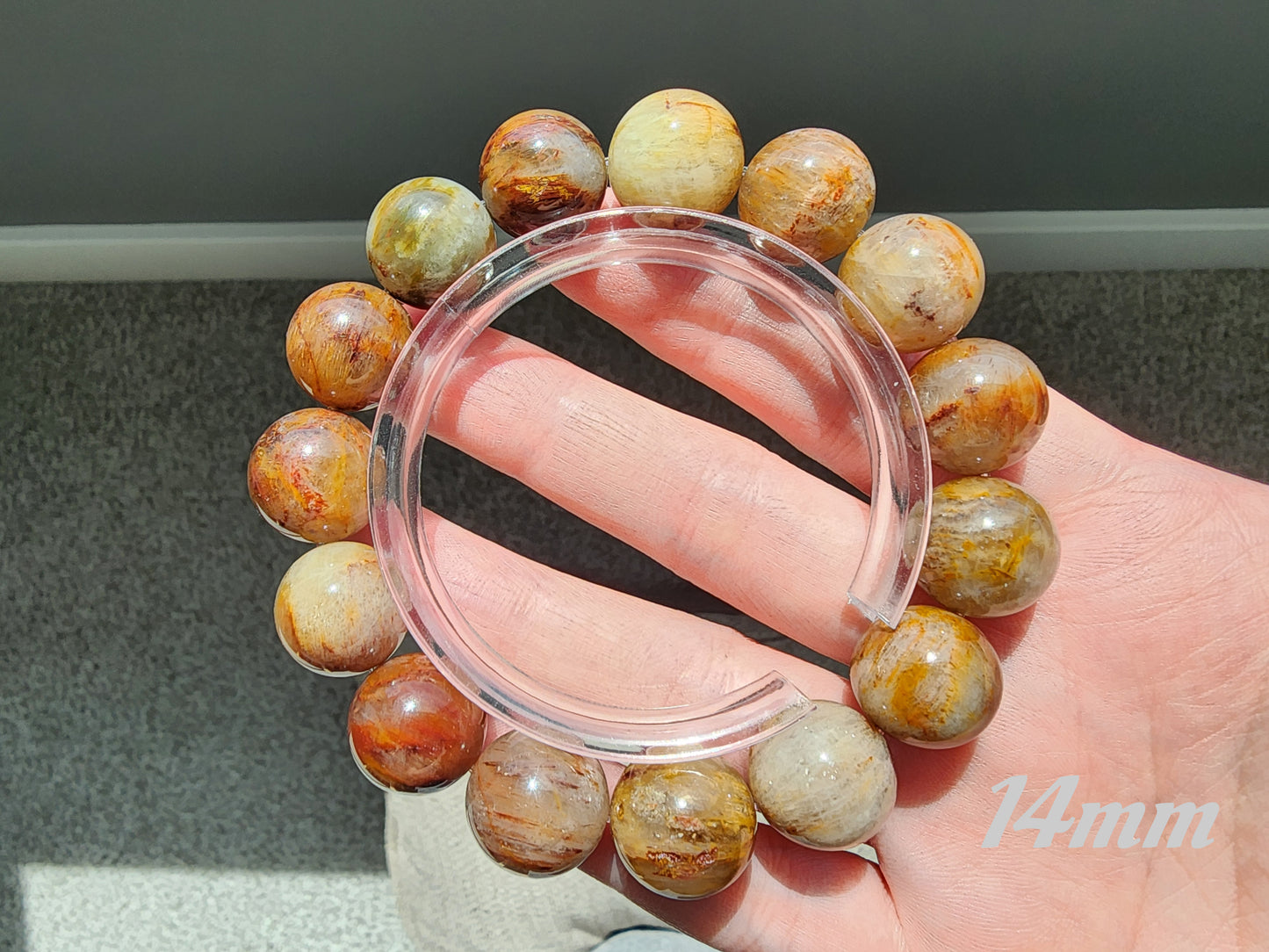 [Bracelet] Rutilated Quartz with Phantom 幽灵兔毛 Gemstone Bracelet