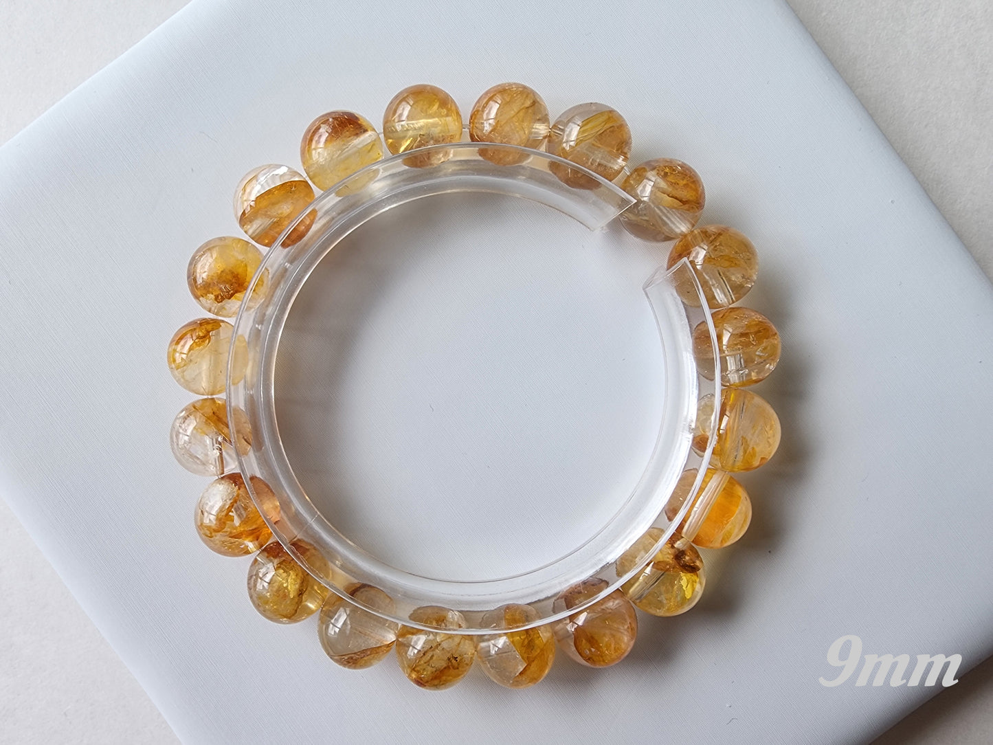 [Bracelet] Golden Healer Hematoid Quartz 蜜蜡胶花 Bracelet