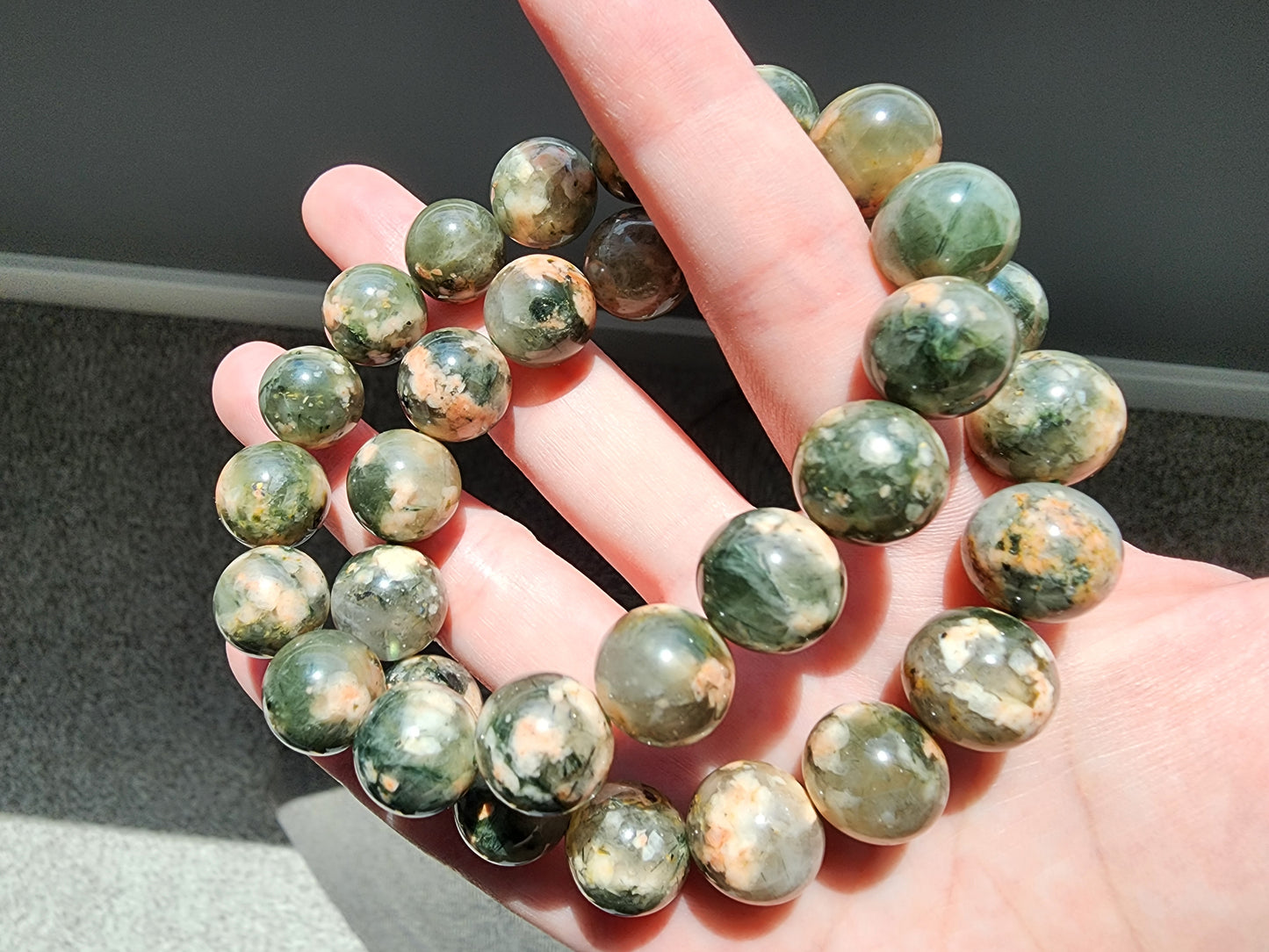 [Bracelet] Handmade Cherry Blossom Green Rutilated Quartz Bracelet – Unique Natural Gemstone Jewelry