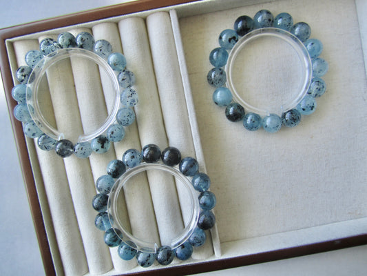 [Bracelet] Genuine Aquamarine and Black Tourmaline Crystal Bracelet - Energy Balancing Jewelry