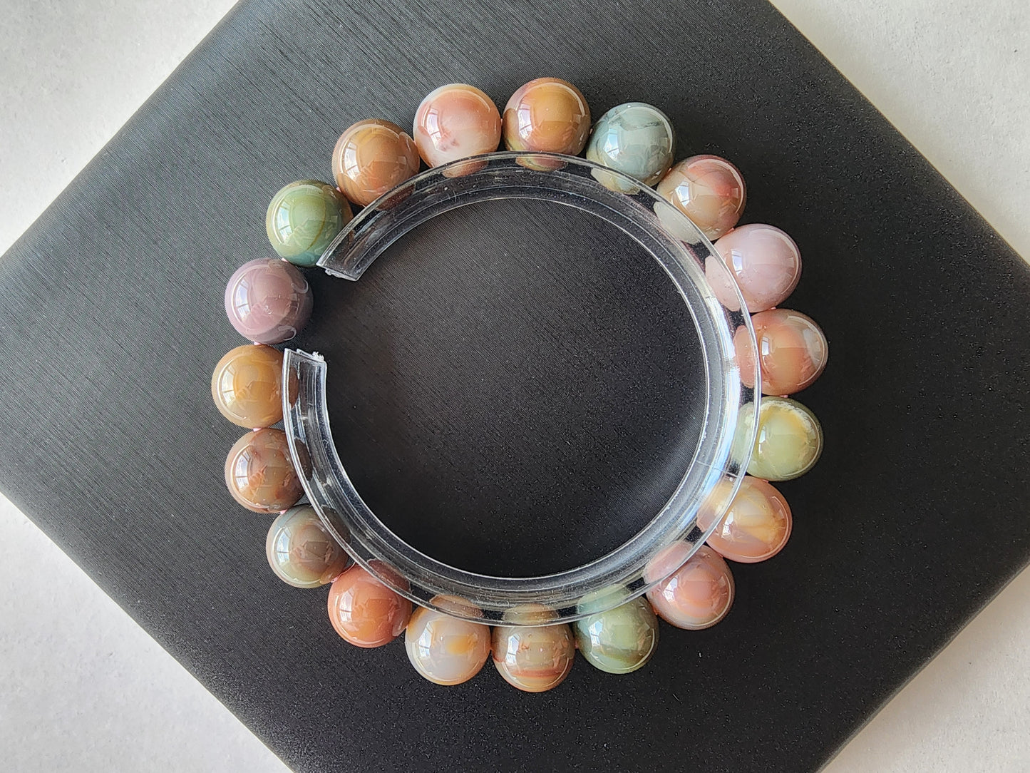 [Bracelet] Exquisite 10mm Alashan Agate Bracelet - Multicolored Natural Stone Jewelry