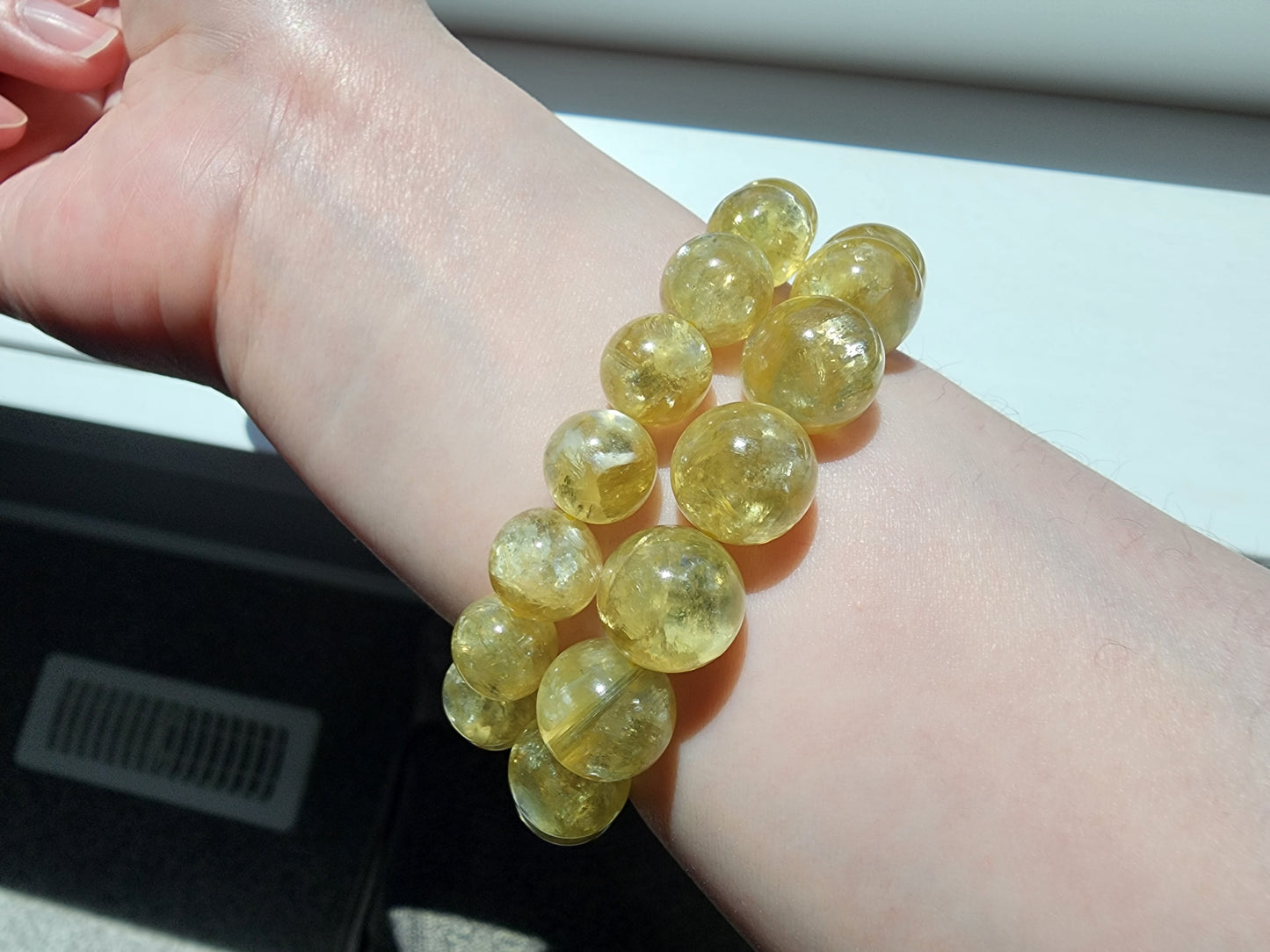 [Bracelet] Golden Lepidolite 金祖母晶 Bracelet